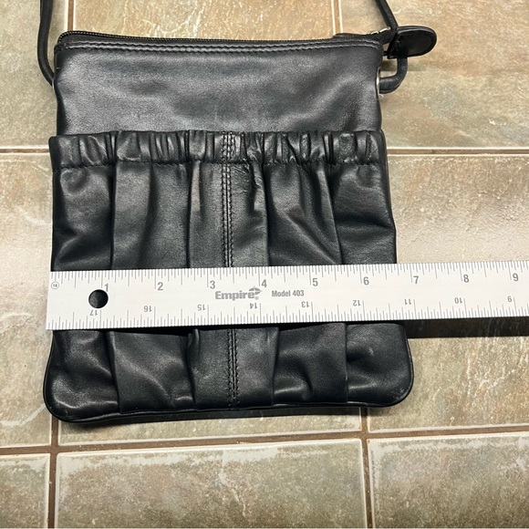 Vintage ILI New York Black Leather Crossbody Bag - Picture 10 of 11